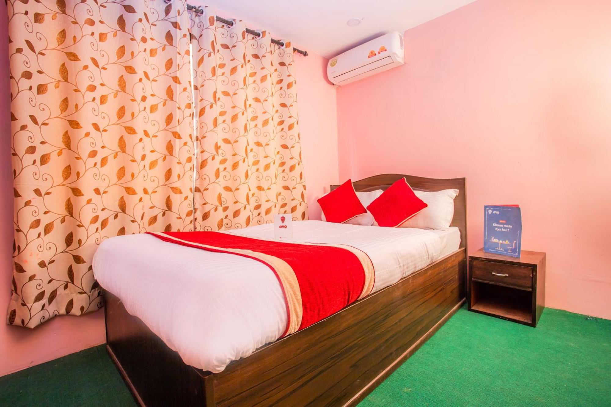Oyo 137 Hotel Pranisha Inn Pashupatināth Exterior foto